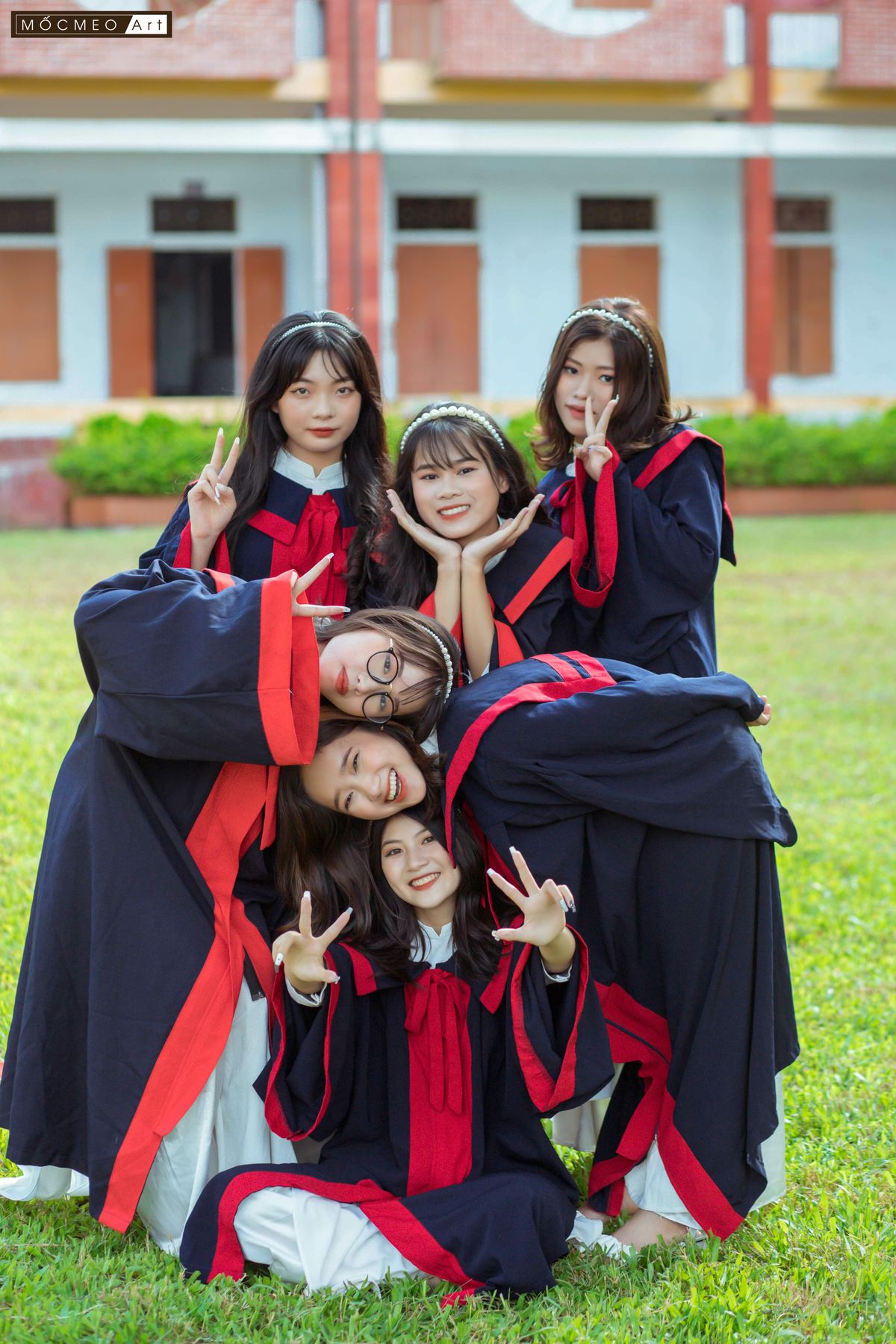 Khoảnh khắc 6